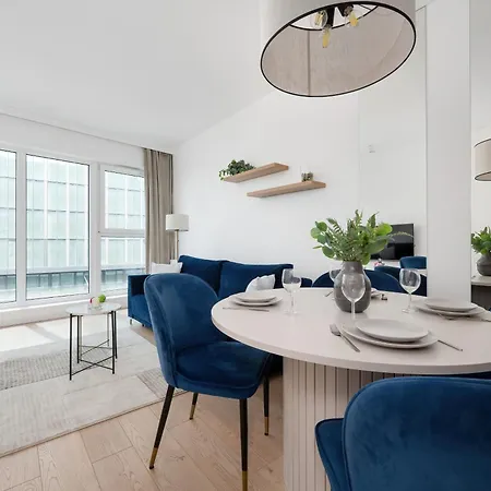 Διαμέρισμα Elegancki Z Parkingiem W Centrum Wroclawia By Renters Prestige Βρότσλαβ