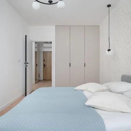 Διαμέρισμα Elegancki Z Parkingiem W Centrum Wroclawia By Renters Prestige